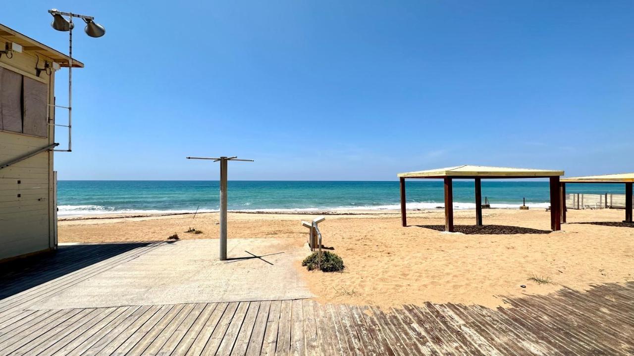 Gw951 Gugel Waves Amazing Seaview Apartments 나하리야 외부 사진